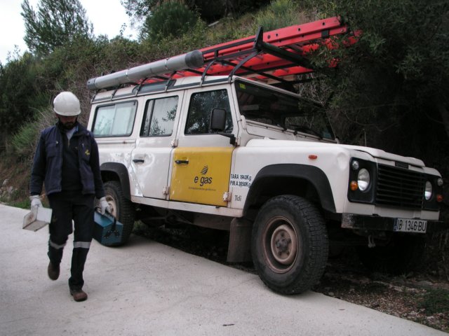 VEHICULO TRABAJO RIESGO ELECTRICO